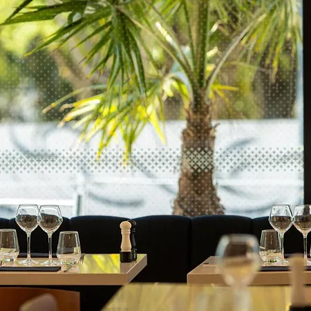 Hotel Crowne Plaza - Le Dome Marseille